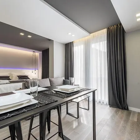 Artis Lux Lägenhet *